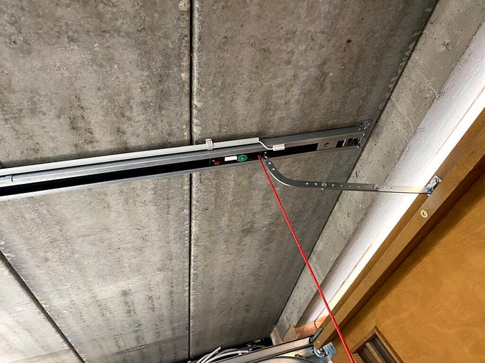 Liftmaster garagepoort gaat open